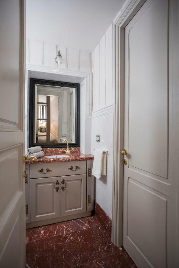 Apartment Fontana Di Trevi Rom